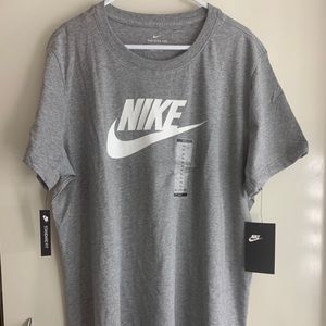 🆕 | ✔️ Nike T-Shirt